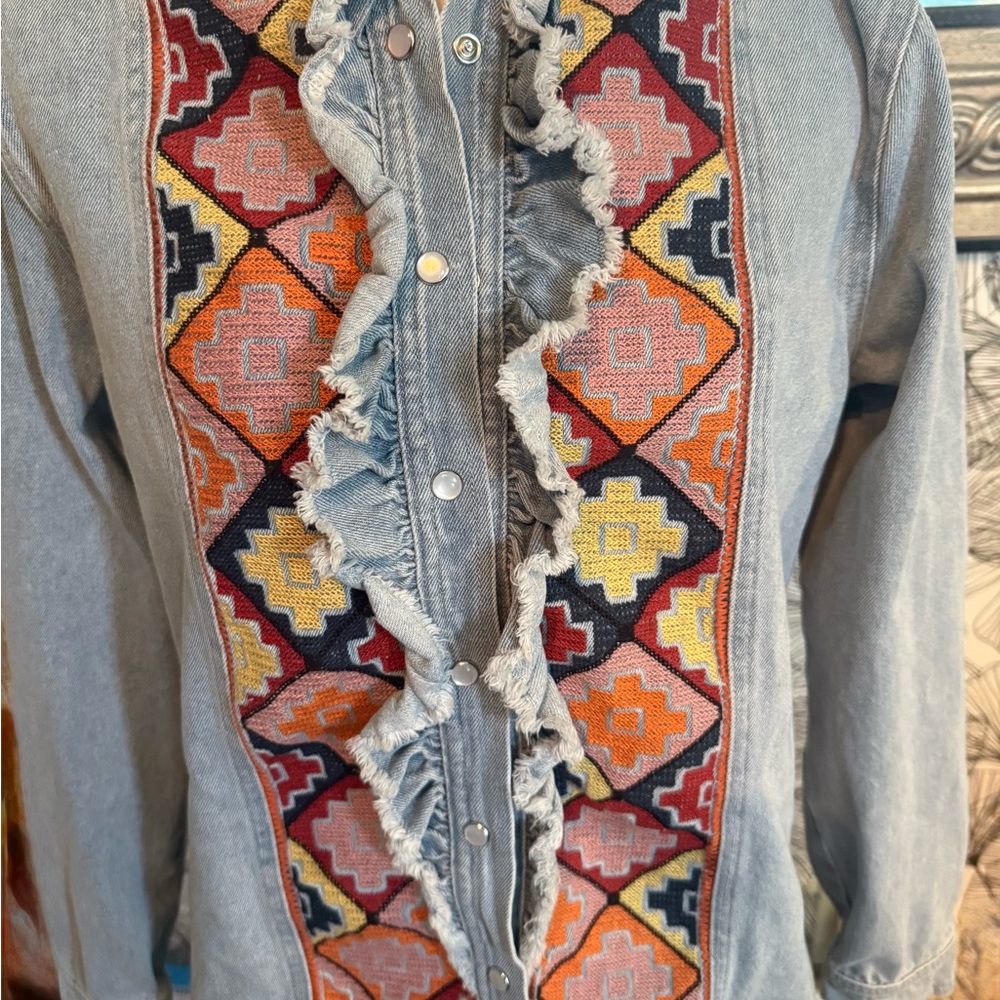 Layerz Embroidered Ruffle Denim Shirt Size Large Pre-loved Excellent Condition